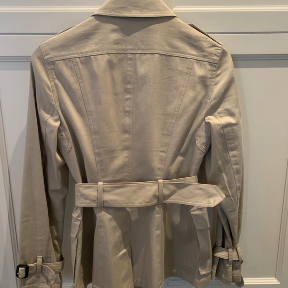 Burberry trench coat - Picture 3 of 4